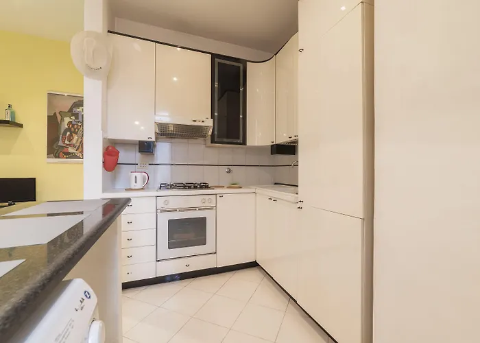 Guesthost - Pigneto Colourful Apartamento Roma