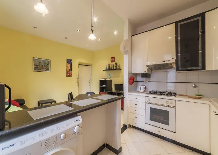 Guesthost - Pigneto Colourful Apartamento *