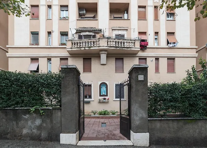 Guesthost - Pigneto Colourful Apartamento Roma